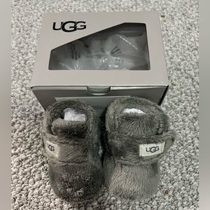 Baby Ugg Bixbee Booties in Charcoal size 0/1